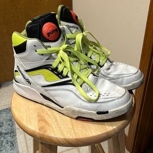 Vintage Reebok Pump Twilight Zone
